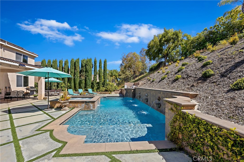 Villiage Crest - Residential