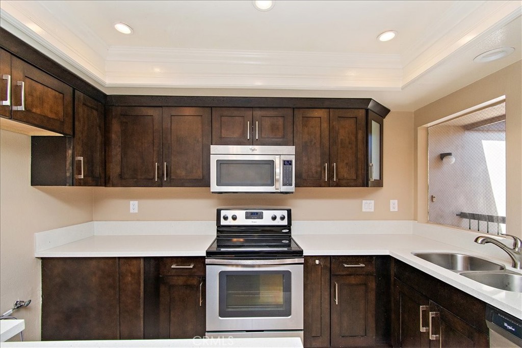 End unit condo on the top floor located at Armaga Springs community. This 2 bedroom 2 bath condo has an updated kitchen with quartz countertop. Updated bathrooms with granite countertops. Spacious primary bedroom with a walk-in closet. The community amenity includes a swimming pool and outdoor BBQ. The washer and dryer are included. Conveniently located in RPV. Conveniently located close to shops, parks, and schools.