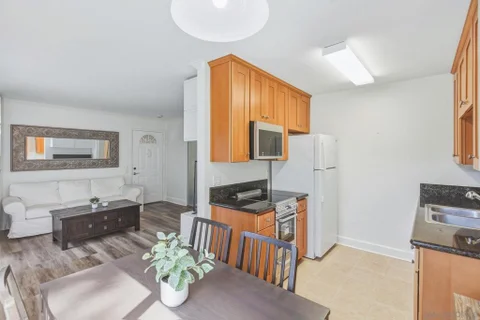 8581 Villa La Jolla Dr Unit J, La Jolla, CA 92037 - MLS#: 260024033SD