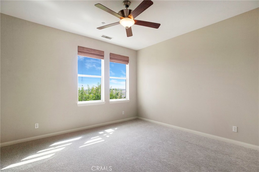 vANTIS - Residential Lease