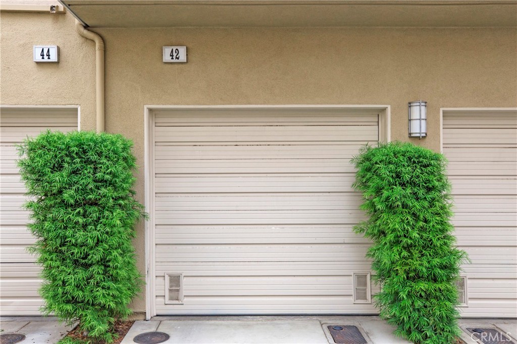 vANTIS - Residential Lease