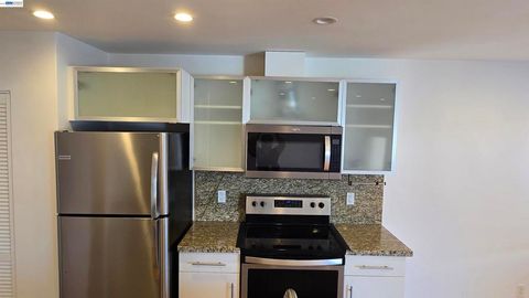 Photo of 2884 Sawtelle Blvd Blvd #217, Los Angeles, CA 90064 (MLS # 41128679)