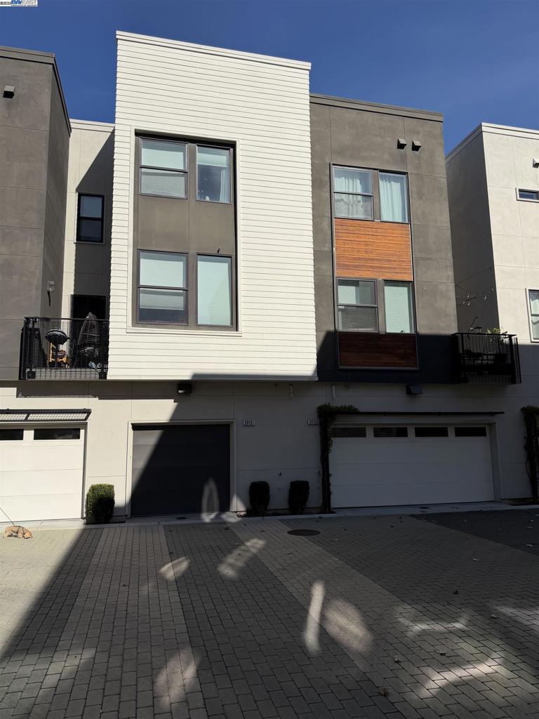 39161 Declaration St