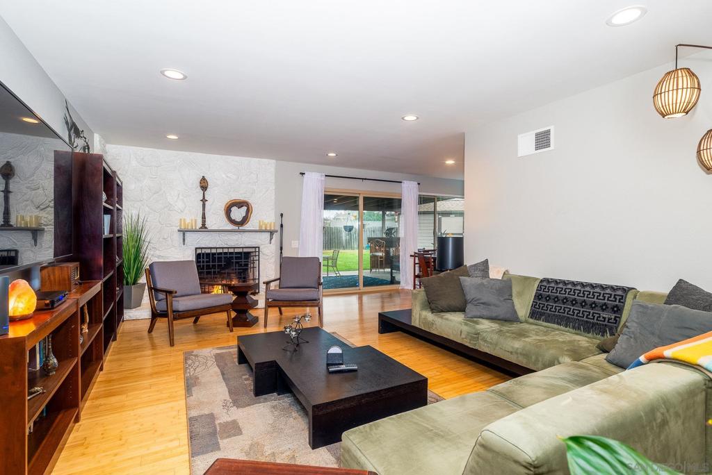 4013 Corte Tierra Alta
