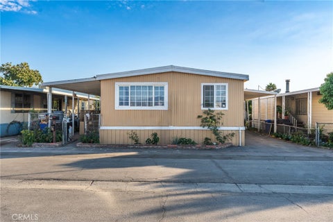 Photo of 250 N Linden Avenue #185, Rialto, CA 92376 (MLS # CV26214087)