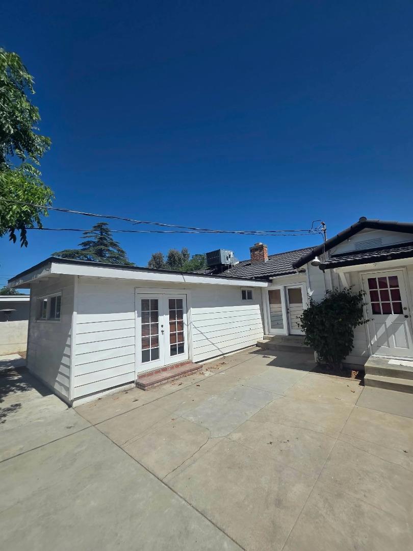 1506 W 5th Street