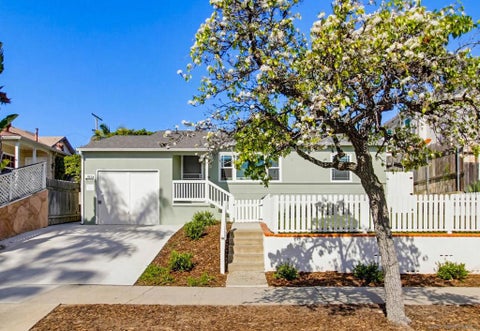 Photo of 1852 Chalcedony ST, San Diego, CA 92109 (MLS # 260024285SD)