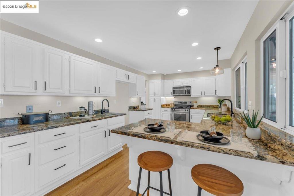 COLUMBIA - Residential