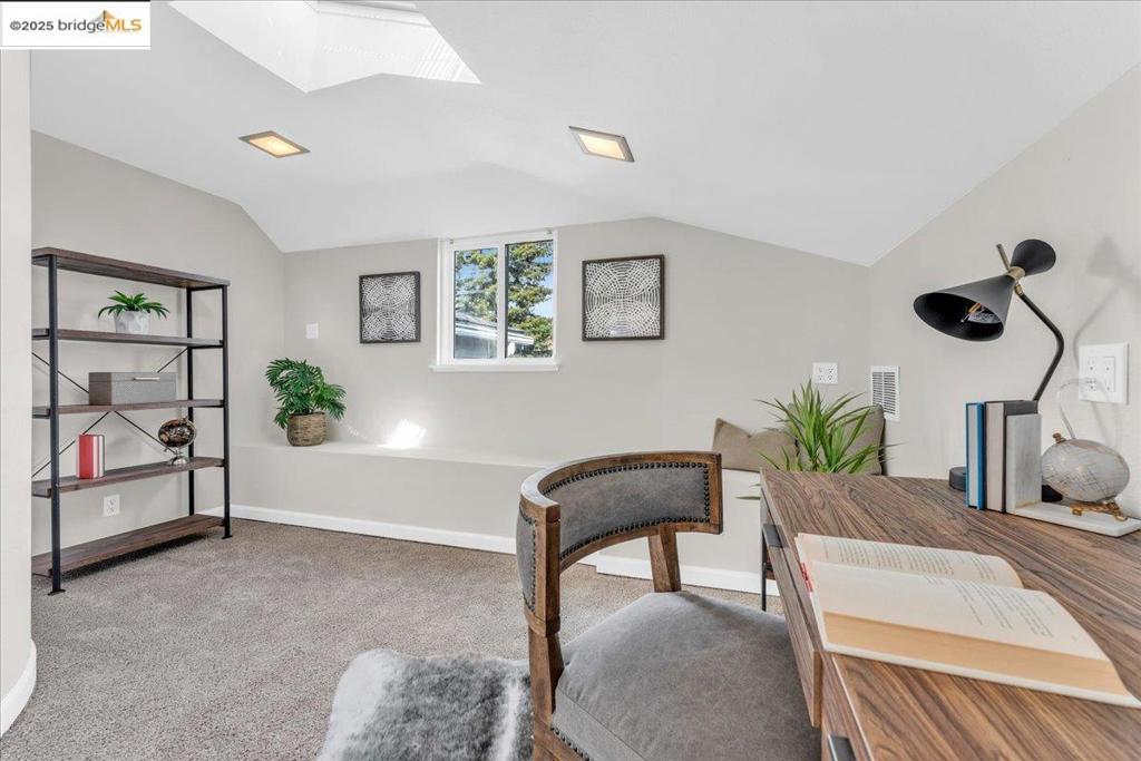 COLUMBIA - Residential