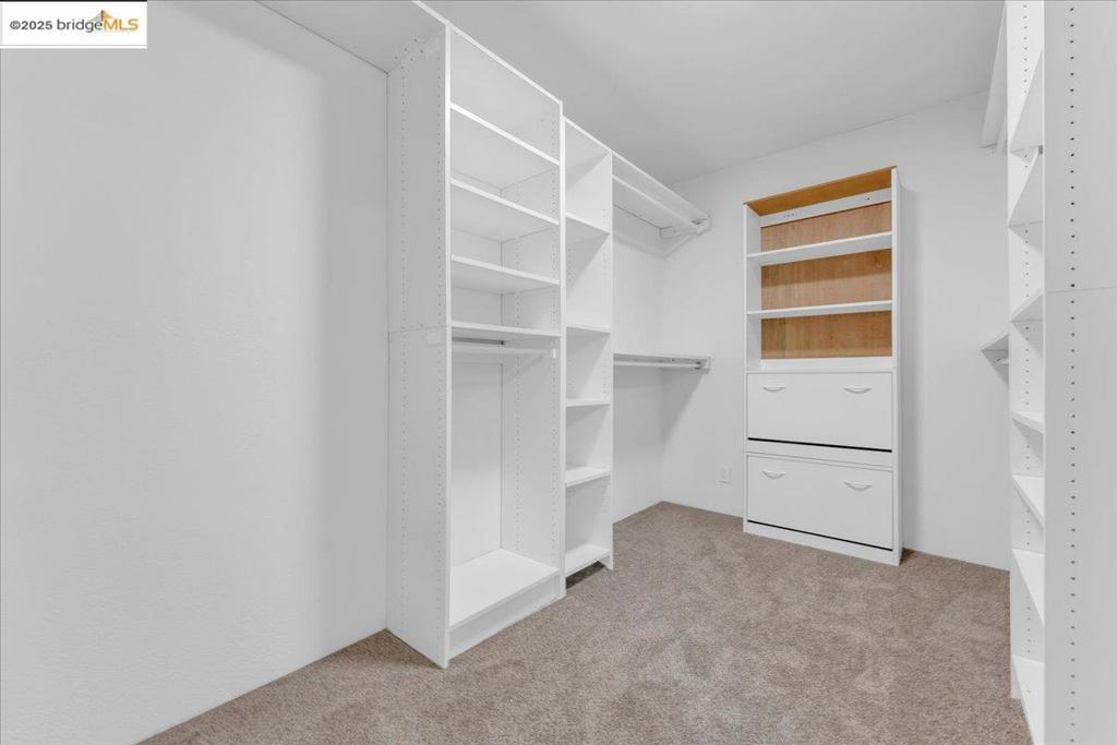 COLUMBIA - Residential