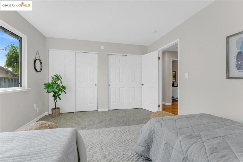 COLUMBIA - Residential