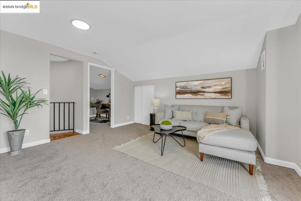 COLUMBIA - Residential