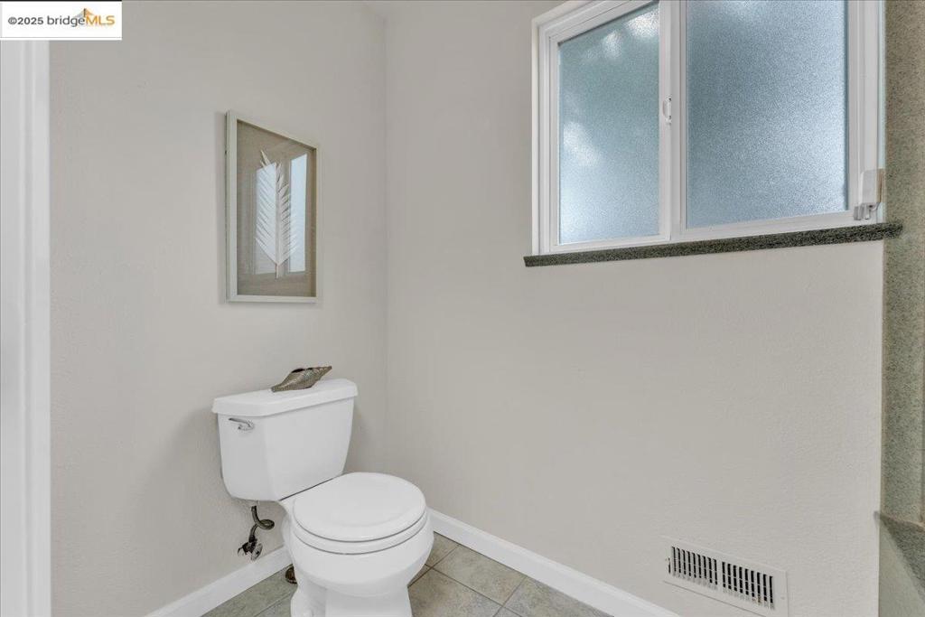 COLUMBIA - Residential