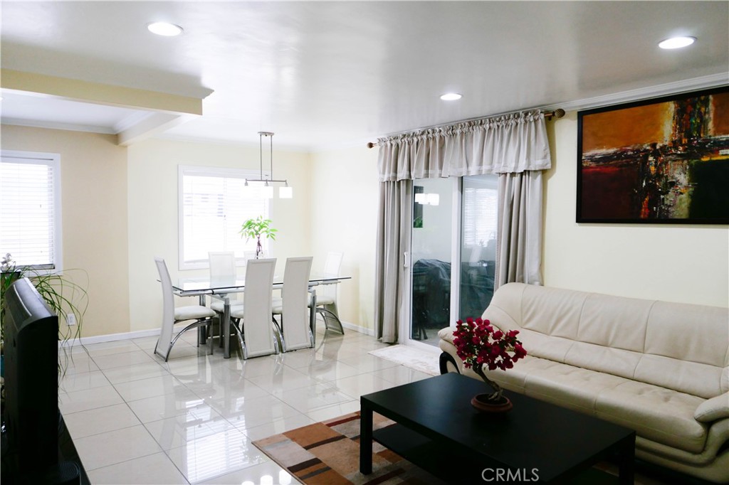 2326 W Saint Gertrude Place