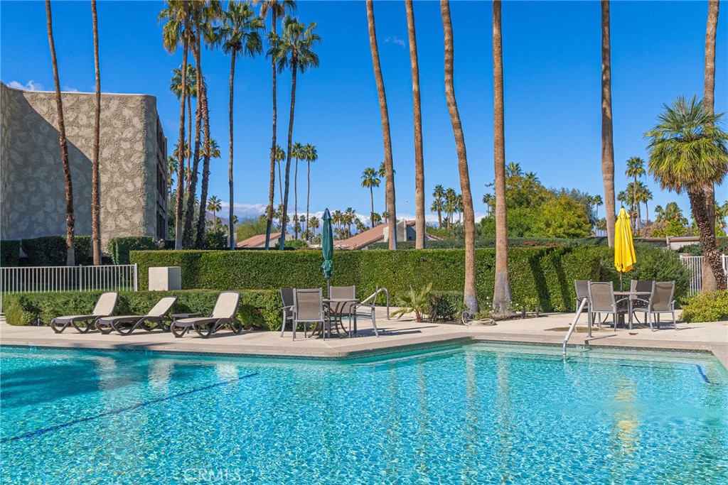 Diplomat (33445) - Residential