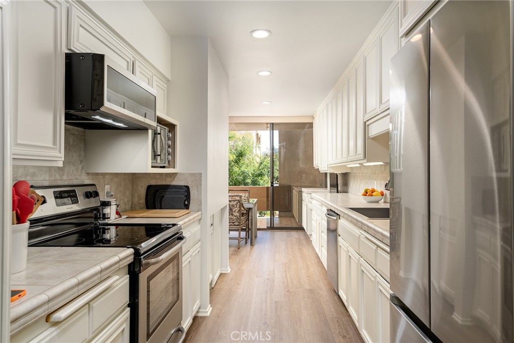 Diplomat (33445) - Residential