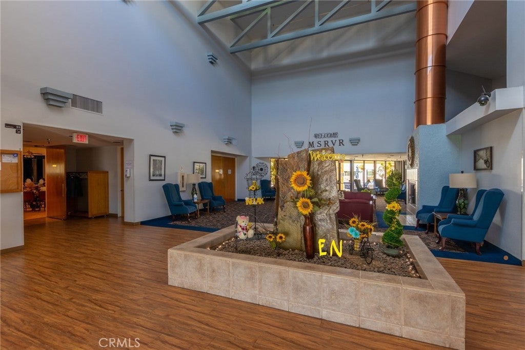 1295 S Cawston 38