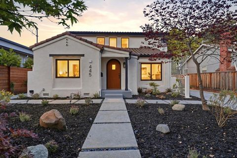 Photo of 445 Iris Street, Redwood City, CA 94062 (MLS # ML82041269)