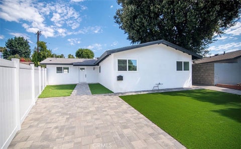 Photo of 22831 Burton St, West Hills, CA 91304 (MLS # SR26227359)