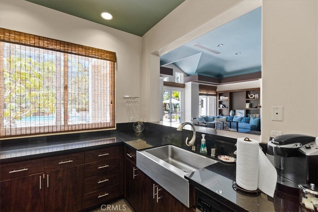 2253 Martin 207, Irvine CA 92612 - Photo 32
