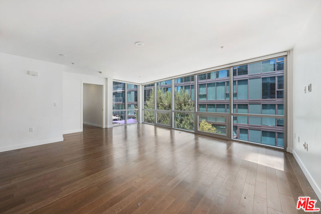 901 S Flower Street 601