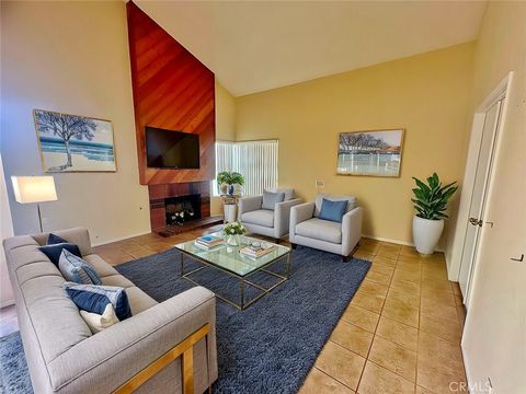704 Windham Drive Claremont CA 91711