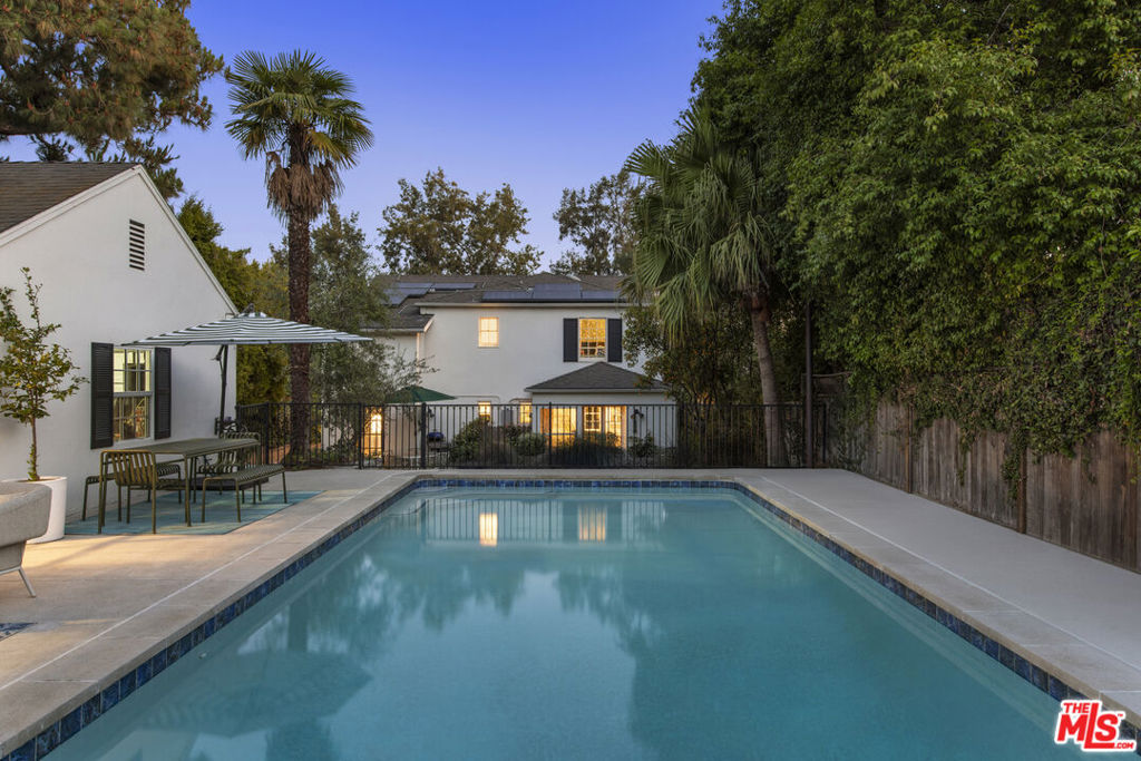 881 Cumberland Road