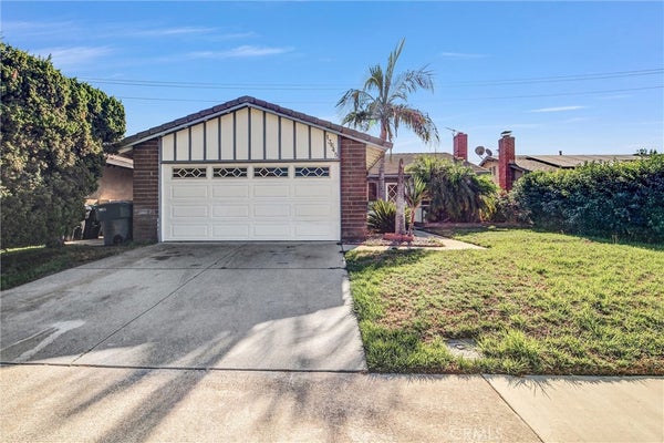 13645 TUCKER AVE, CHINO, CA 91710 - Image ffad8fdcb3dbd7a71a68bbb2f7cd1c11/4194830095