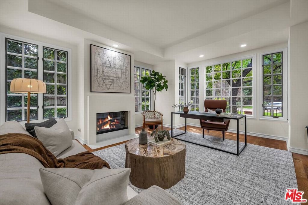 3225 Iredell Lane