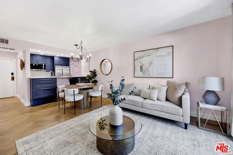 Photo of 1351 N Orange Drive #106, Los Angeles, CA 90028 (MLS # 26651485)