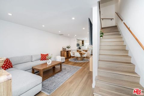 Photo of 4558 Willis Avenue #121, Sherman Oaks, CA 91403 (MLS # 26646827)