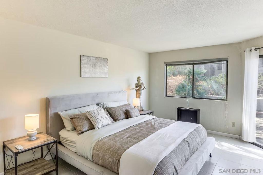 1618 Las Casitas Dr