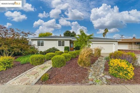 Photo of 102 Grenoble WAY Way, Folsom, CA 95630 (MLS # 41116124) Photo of 102 Grenoble WAY Way, Folsom, CA 95630 (MLS # 41116124)