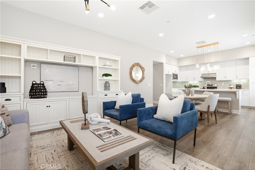 Verandas (ESVERA) - Residential Lease