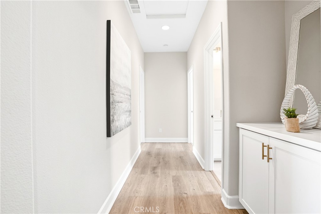 Verandas (ESVERA) - Residential Lease