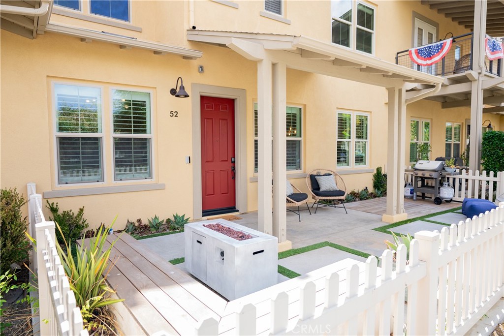 Verandas (ESVERA) - Residential Lease