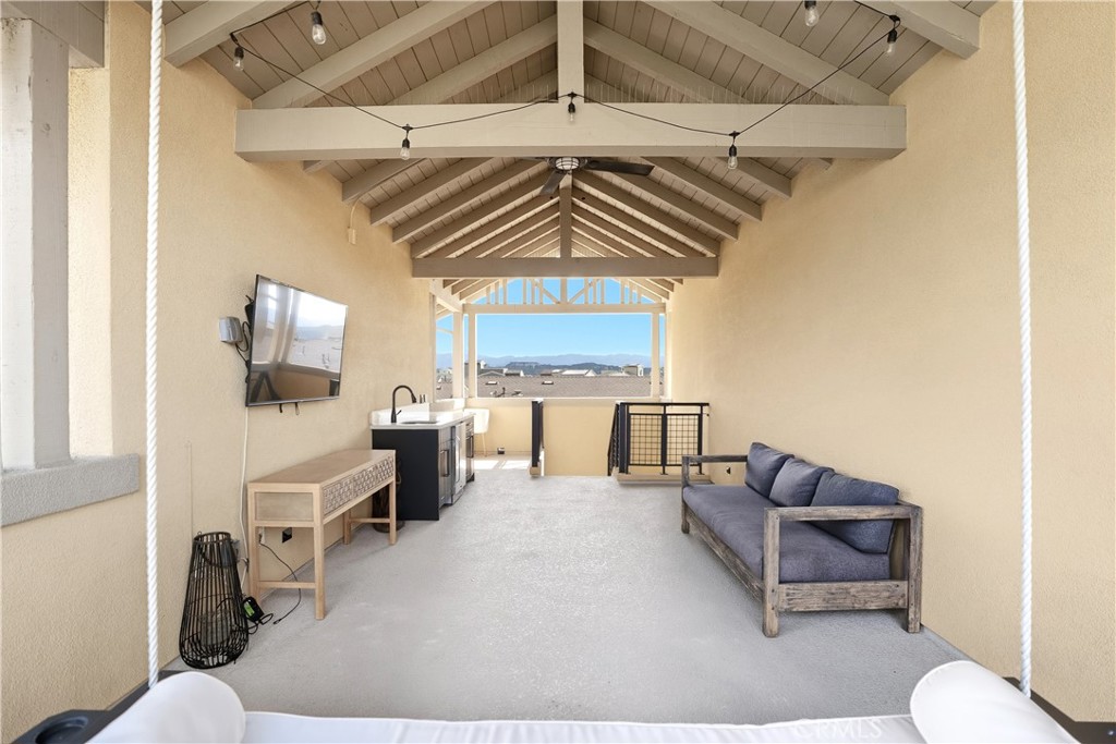 Verandas (ESVERA) - Residential Lease