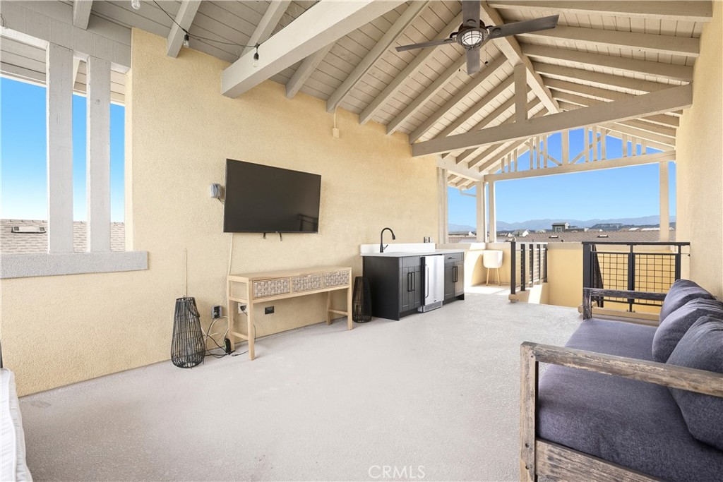 Verandas (ESVERA) - Residential Lease