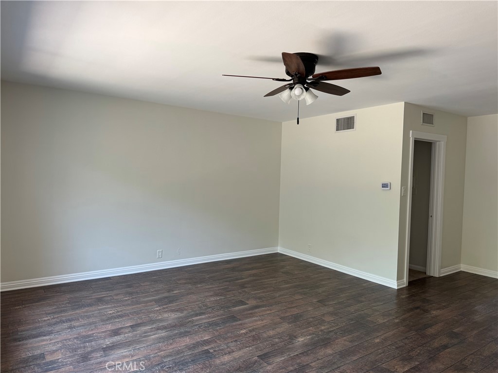 5270 E Anaheim Unit 2 Street