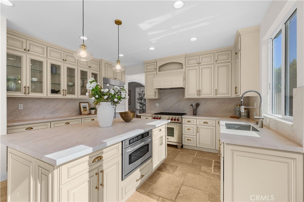 48 Parkcrest