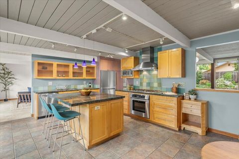 Photo of 844 Duncardine Way, Sunnyvale, CA 94087 (MLS # ML82041396)