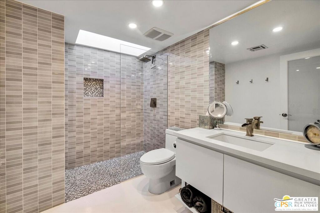 Cathedral Canyon Country Club - Residential