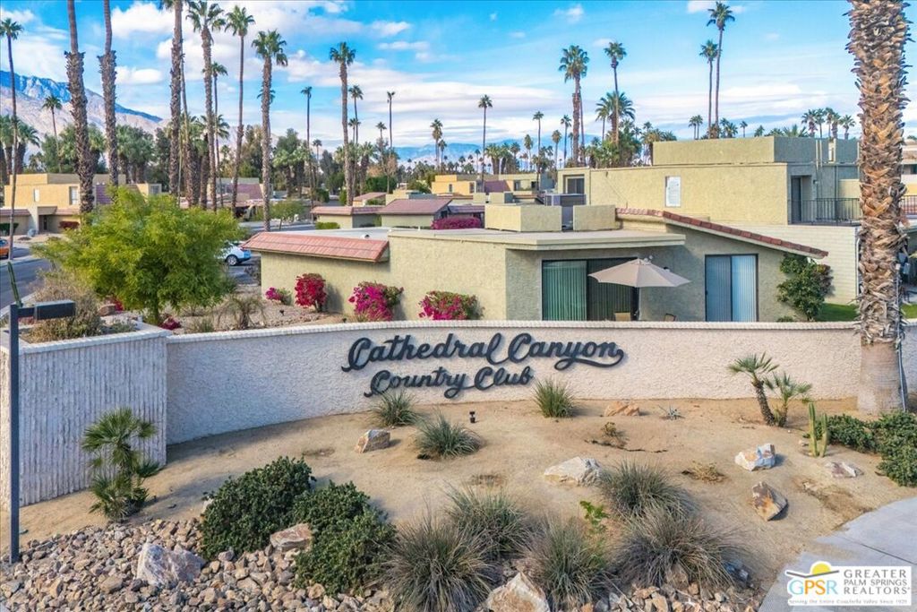 Cathedral Canyon Country Club - Residential