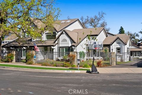 Photo of 9514 Oakridge Place, Chatsworth, CA 91311 (MLS # GD26024656)