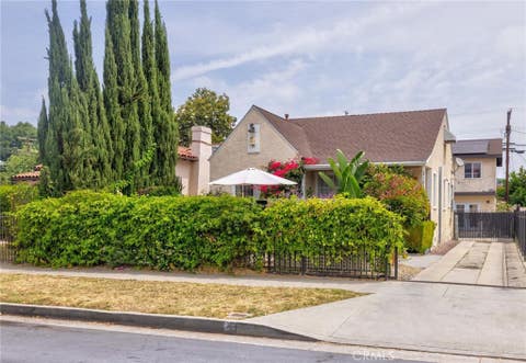 Photo of 3185 Perlita Avenue, Los Angeles, CA 90039 (MLS # PW26175084)