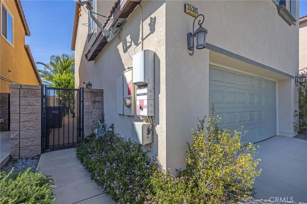 35385 Summerholly Lane
