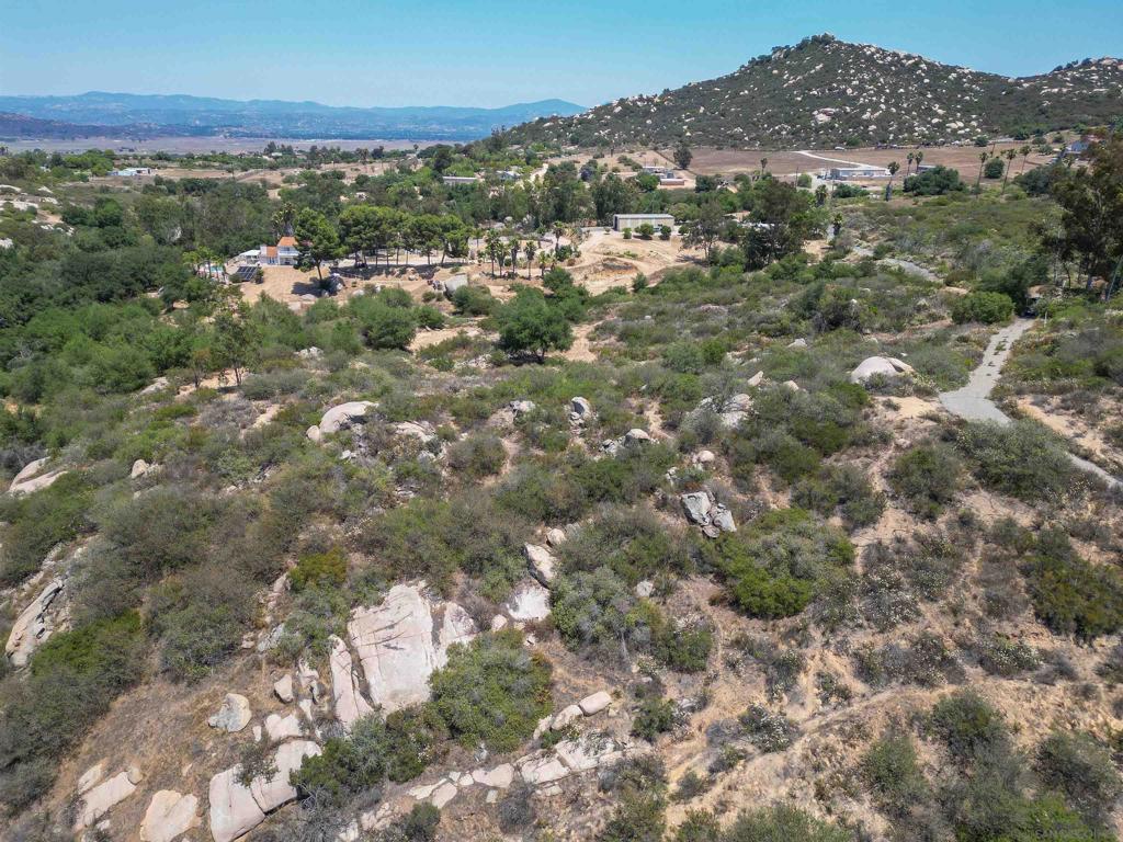 Ramona - Land