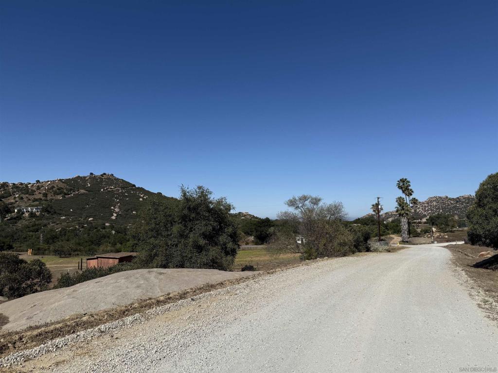 Ramona - Land