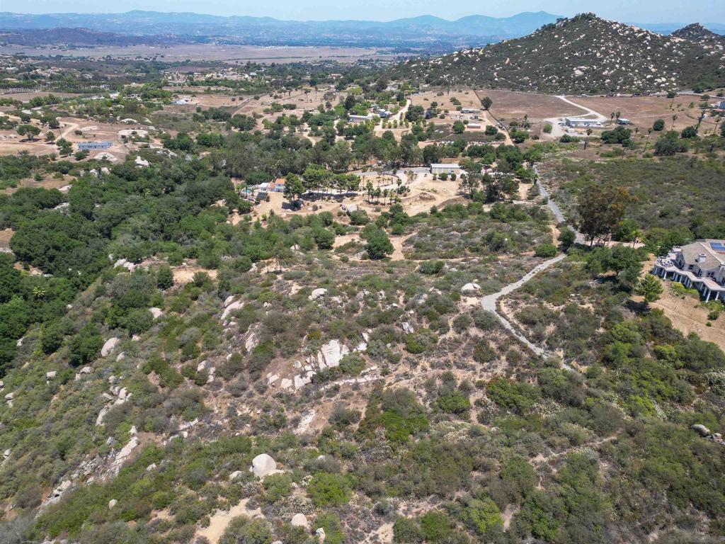 Ramona - Land