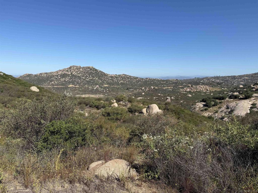 Ramona - Land